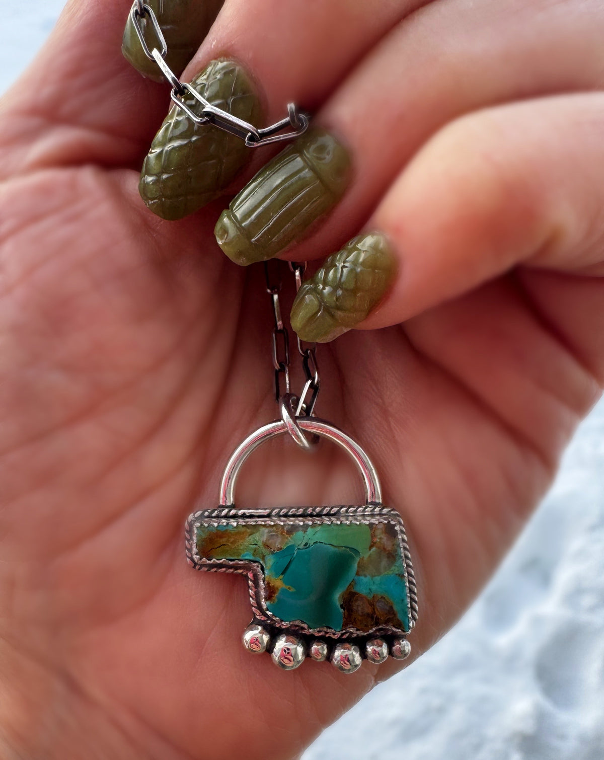 Necklaces & Pendants